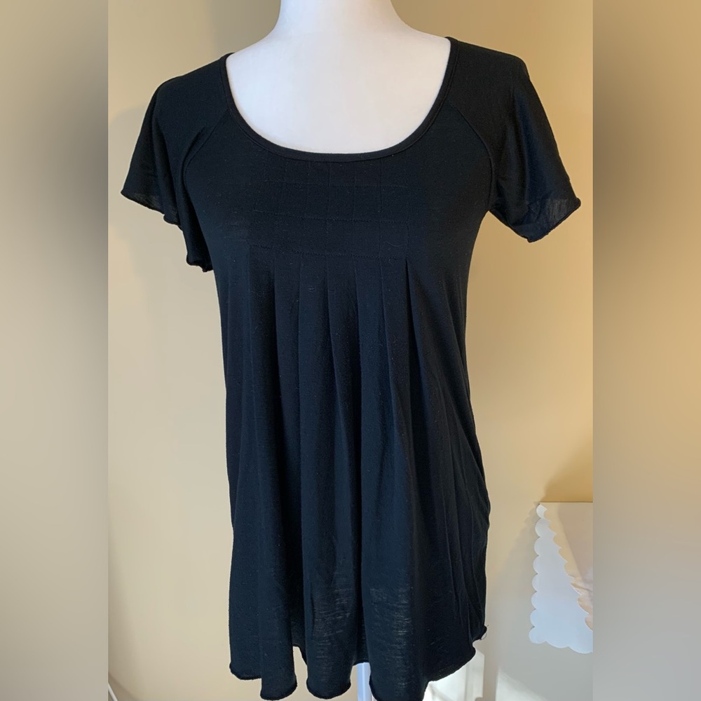 🛍🛍 BOGO!!! 🛍🛍 EUC/GUC XS/S, Flattering Tee: A-Line, Flutter-Sleeves XS/S